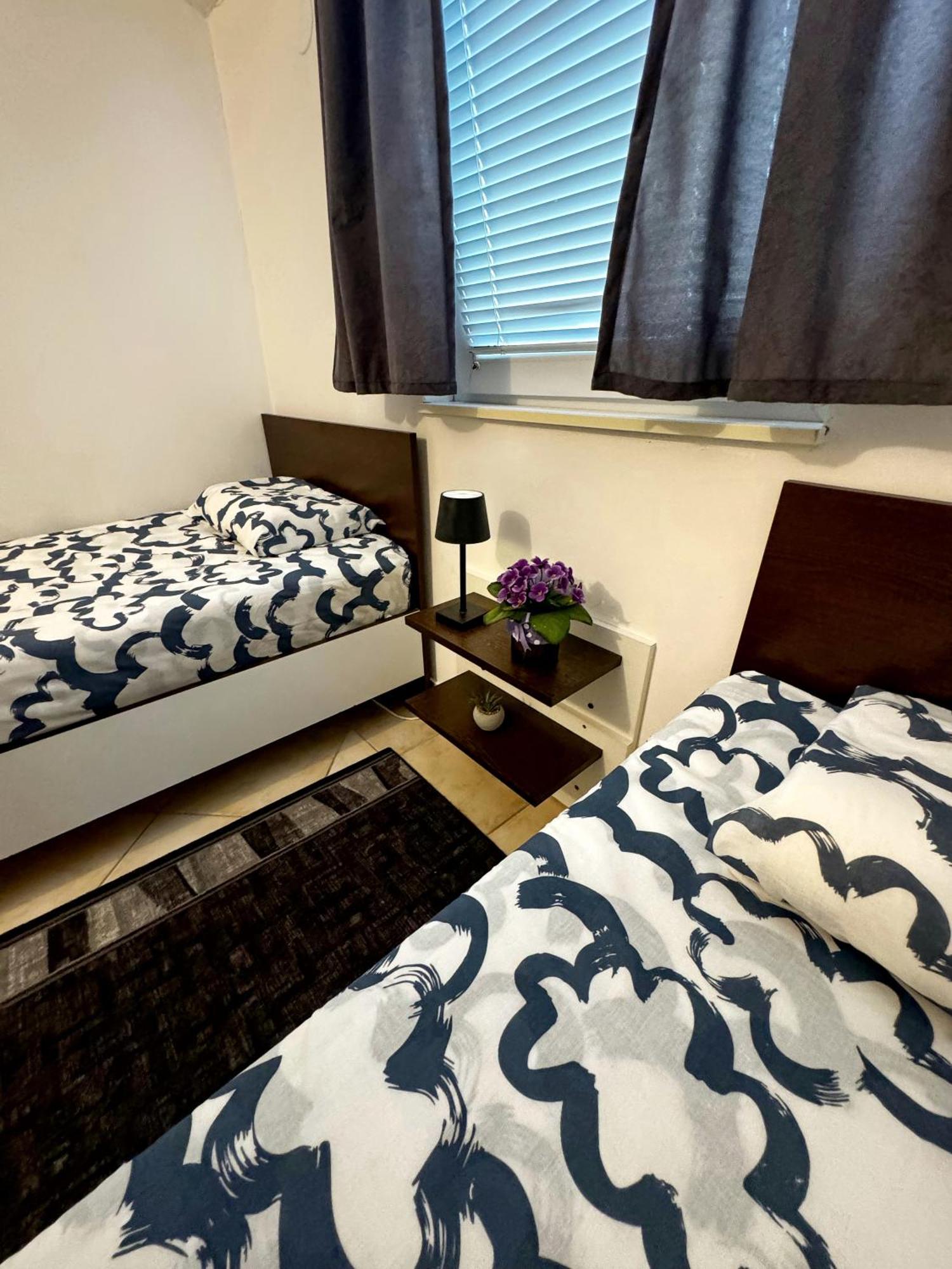 Apartmani Cvangic Vir Exterior foto